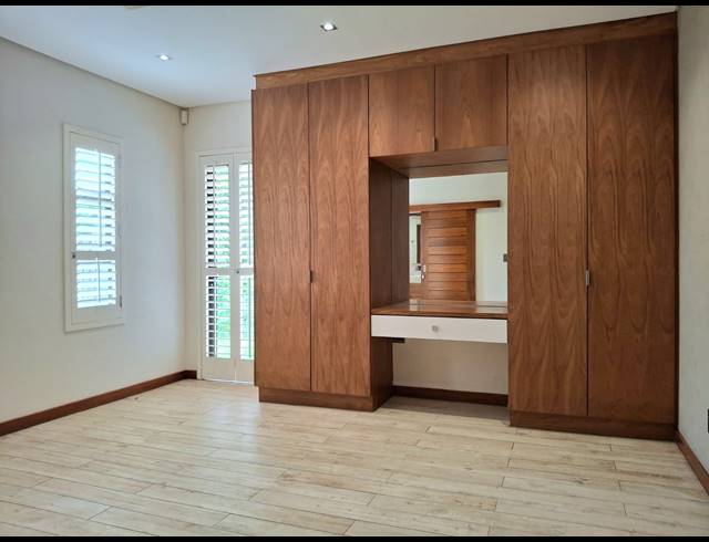 4 BEDROOM FREEHOLD FOR SALE IN SIMBITHI ECO ESTATE